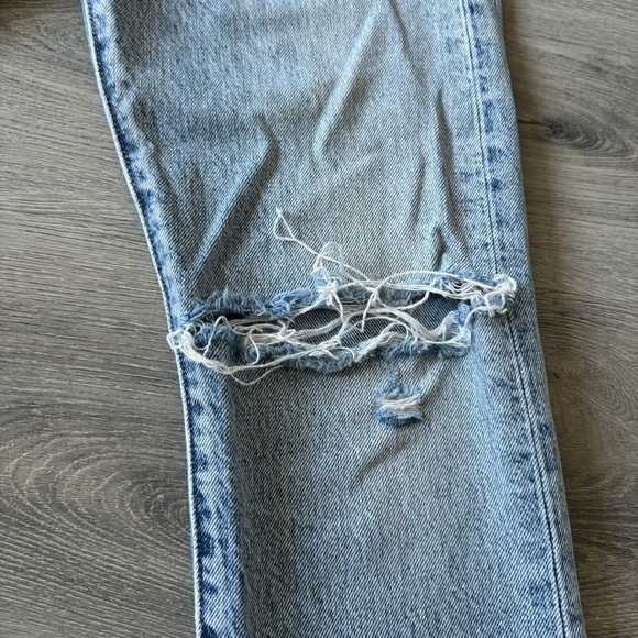 Levi’s 501 Distressed Skinny Jeans - Picture 4 of 6
